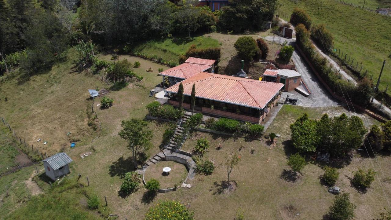 Vila Casa De Campo Via El Penol Guatape Marinilla Exteriér fotografie