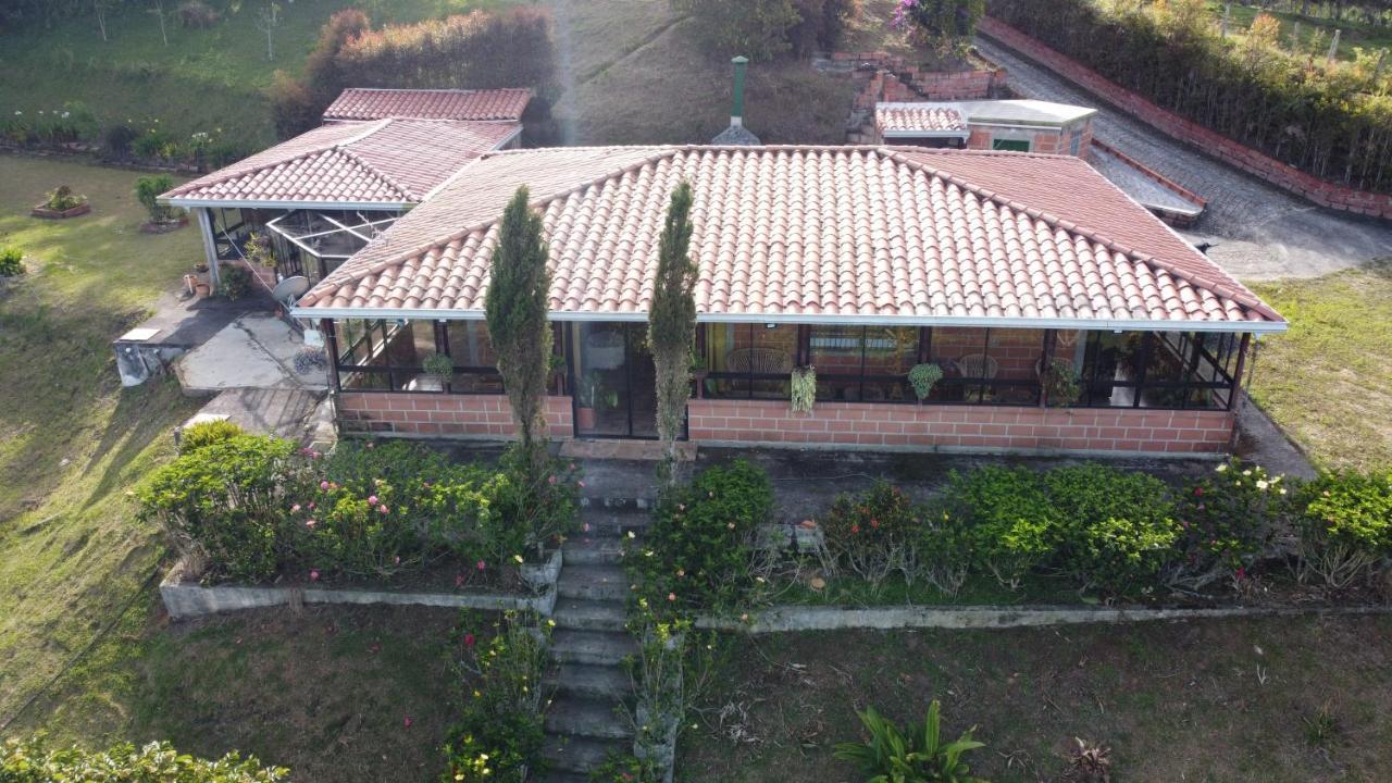 Vila Casa De Campo Via El Penol Guatape Marinilla Exteriér fotografie